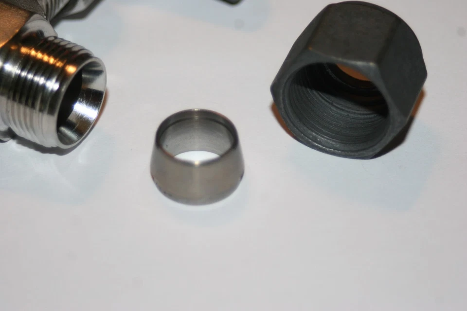 1/2" Tube 316ss Needle Valve (5000 Psi) Parker 8Z-V8LR-SS - Image 3 of 4