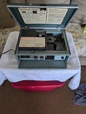 Vintage 1950s Slide Projector Argus 540 Automatic tested powers on