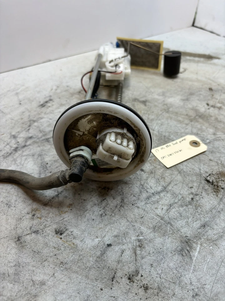 2017 Polaris High Lifter 850 Fuel Pump 2521707 - Image 2 of 4