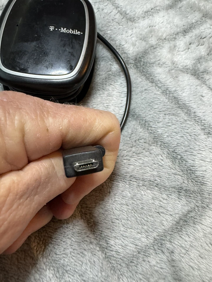 Authentic T-Mobile Universal Micro USB Wall Charger phone and Micro USB - Image 2 of 4