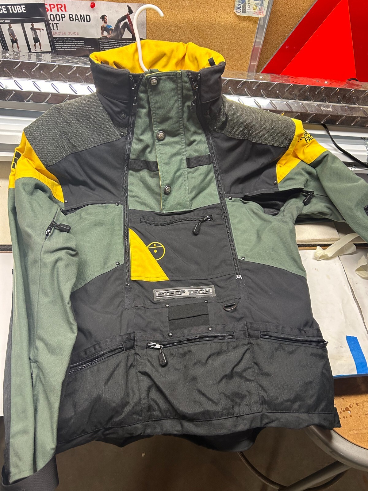 Northface Ski Jacket - Pullover - vented, many po… - image 1