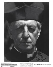 Wonderful RAY BOLGER Signed 8 x 10 The Runner Stumbles Wizard of Oz