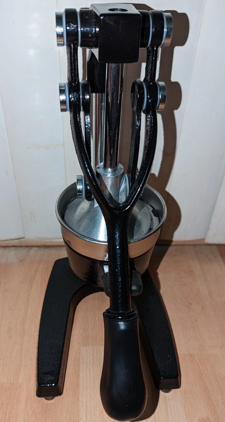Professional Citrus Juicer - Manual Citrus Press and Orange Large Black