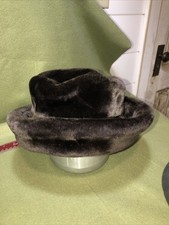 Betmar Women Hat Vintage made in USA New York Winter