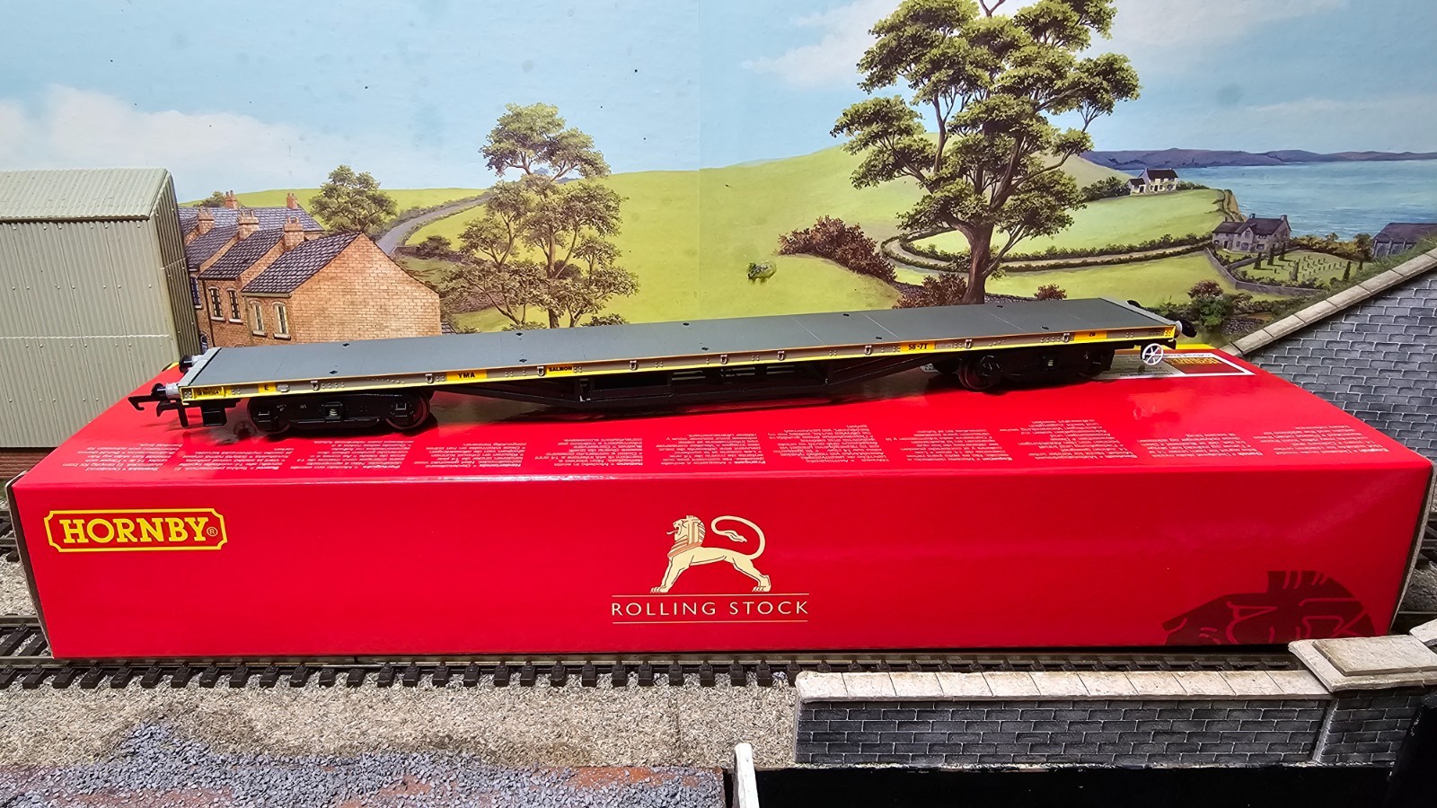 R60204 Hornby BR YMA SALMON Bogie Wagon (Yellow)