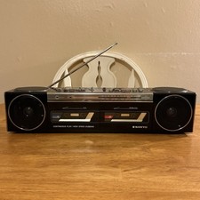 Vintage Sanyo M-W800 Dual Cassette Mini Boombox Radio Portable - Works READ 