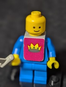 Lego CAS082S - Classic Castle Knight w/Vest, Shield & Sword - Sets 375 & 6075