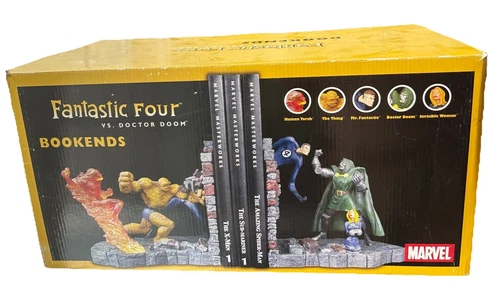 Sujetalibros Marvel Diamond Fantastic Four & Dr Doom con certificado de autenticidad nuevo en caja como nuevo