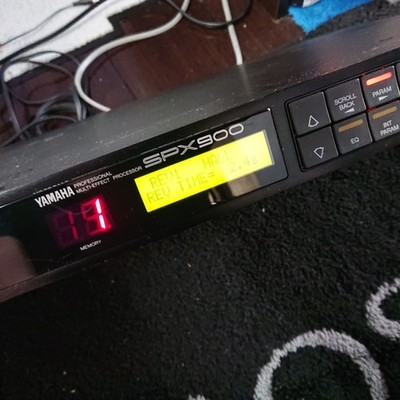 YAMAHA PROFESSIONAL MULTI-EFFECT PROCESSOR SPX900 - operation confirmed - as is