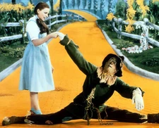 JUDY GARLAND 8x10 CELEBRITY PHOTO PICTURE WIZARD OF OZ DOROTHY SCARECROW