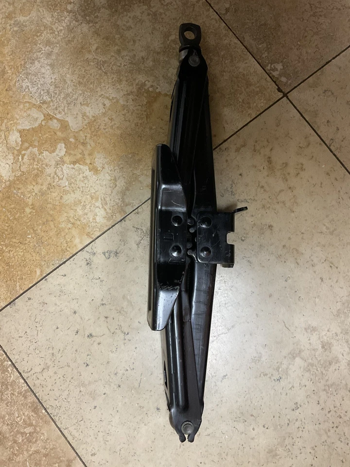 Ford Explorer 2002-2009 gato de neumático OEM Foto 4 de 4