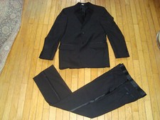 WILKE RODRIGUEZ MEN'S 2 BUTTON WOOL TUXEDO SUIT SIZE 38 AND PANTS 32 WORN ONCE 