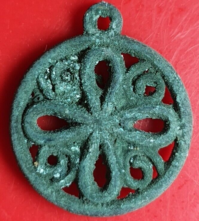 3-Byzantine bronze earring