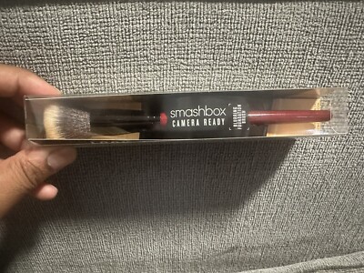Smashbox Camera ready Blurring Foundation Brush High-Tech Synthetic Fibers BNIB
