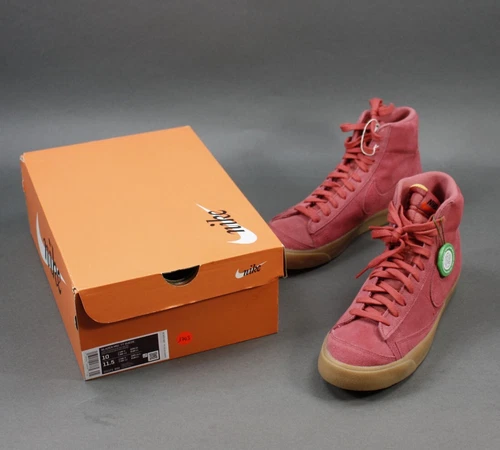Nike Sneaker Blazer Mid 77 Suede Light Redwood Gr. 44 (1703)