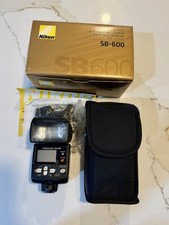 Nikon SB-600 Speedlight Excellent Condition In Box With Case