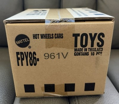Hot Wheels 2026 Premium Car Road Trip    Sealed Case In Hand  
