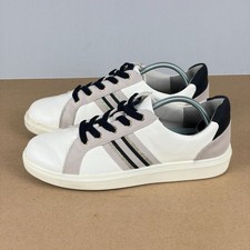 Bzees Lifestride Happy Friday Faux Leather Sneakers Womens 8 White Taupe Shoes