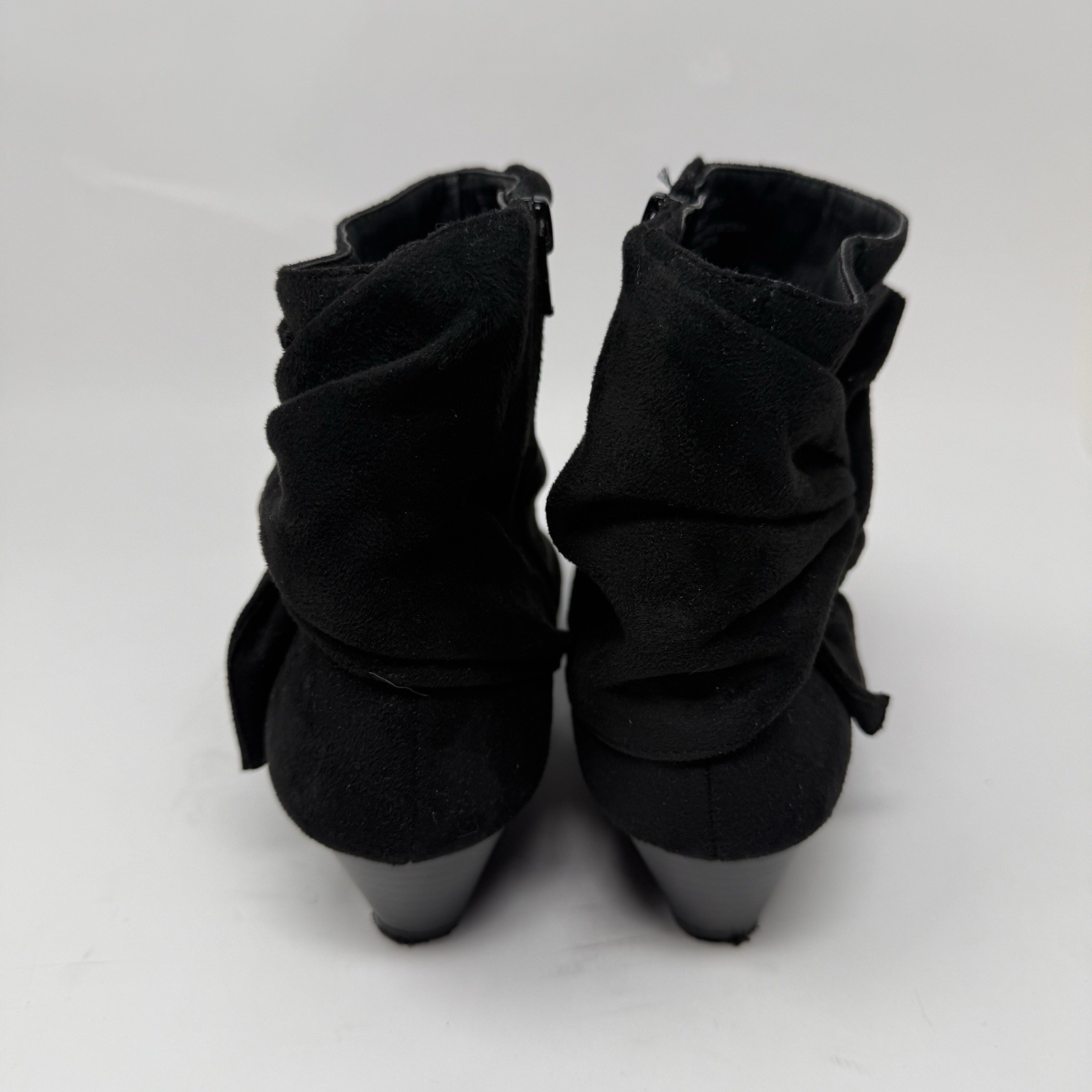 Comfortview Ankle Boot Womens Size 9W The Inez Bootie Low Heel Wedge Faux Suede