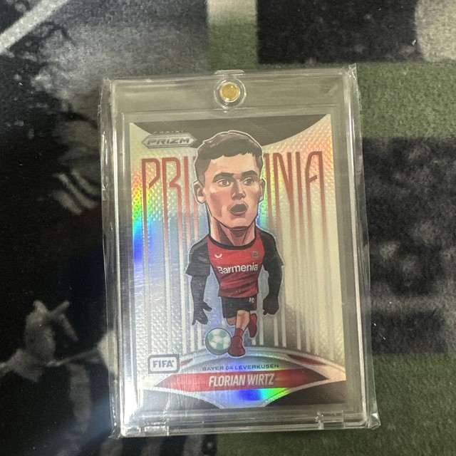 2025-26 Panini Prizm FIFA Prizmania Case Hit #10 Florian Wirtz