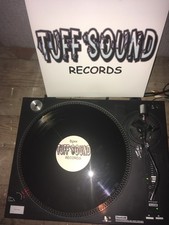 SoundLab DL-P1R Turntable  in good working order 