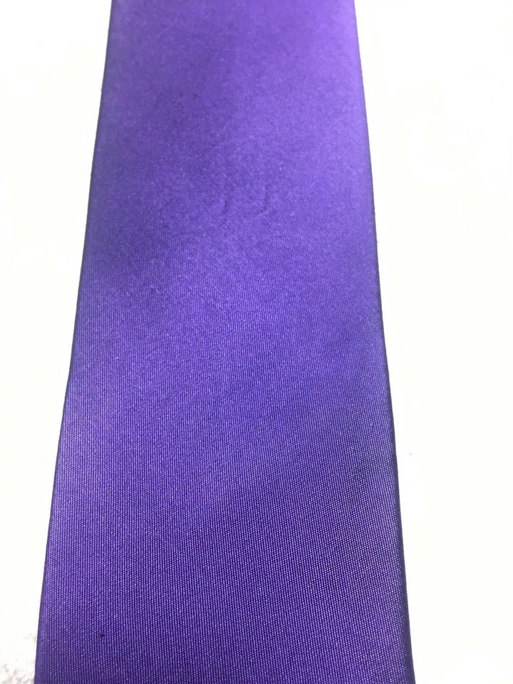 MICHAEL KORS CORBATA HOMBRE MORADO MACIZO 2,75 X 59 Foto 3 de 4