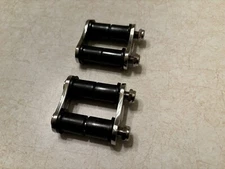 POLISHED STAINLESS SPRING SHACKLES FOR 1 3/4" WIDE FRONT LEAF SPRINGS 1932 FORD