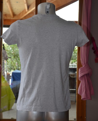 SISLEY -Très joli tee-shirt gris manches courtes- Taille S - EXCELLENT ÉTAT - Photo 2 sur 3