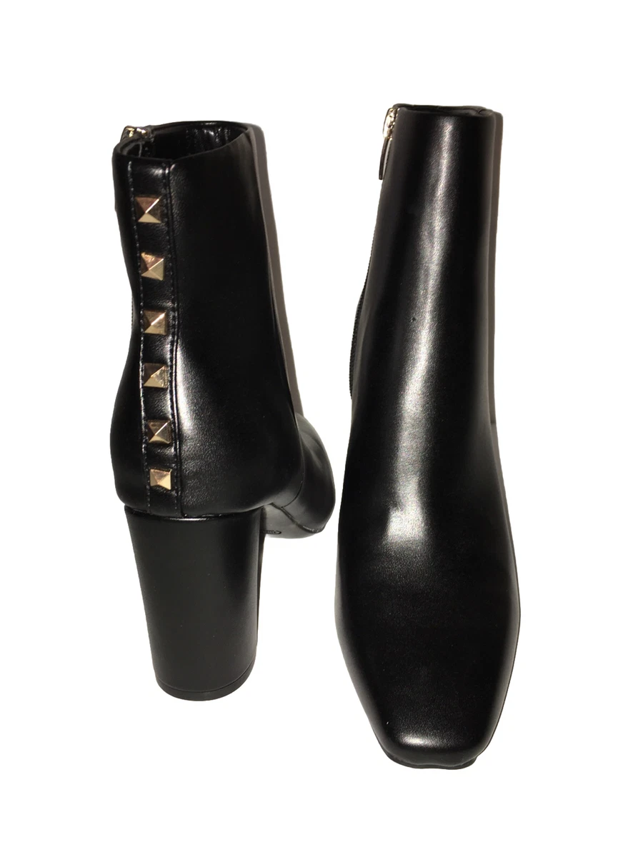 NWB Nine West Yuhav Women s Block Heel ankle Boots gold studded backs 9 M