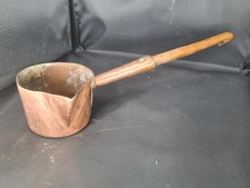 Casserole en cuivre à sirop ou sauce bec verseur