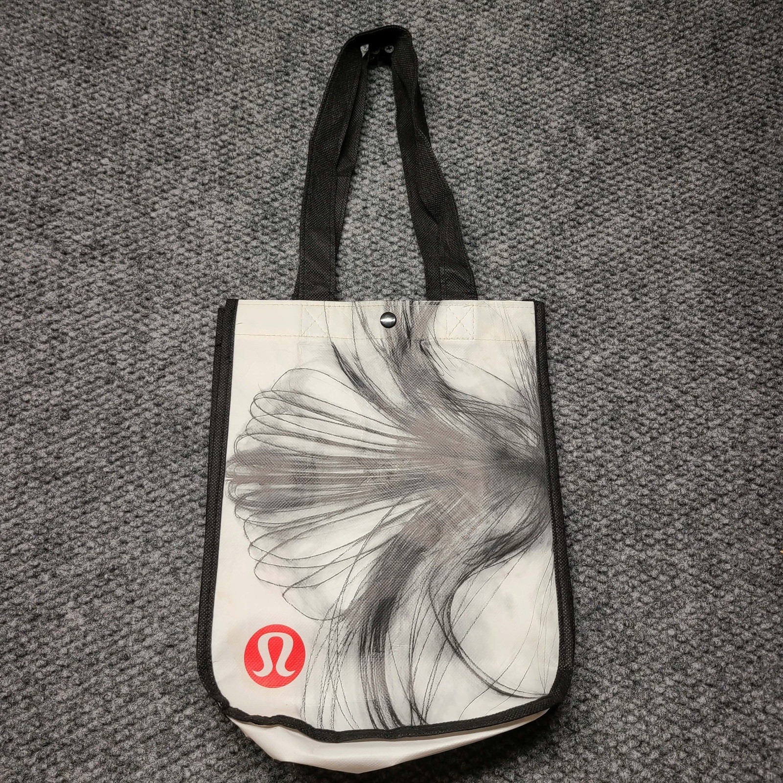 2 New Lululemon Graphic Print Small Reusable Shopping Bag w.Logo, Black And Whit