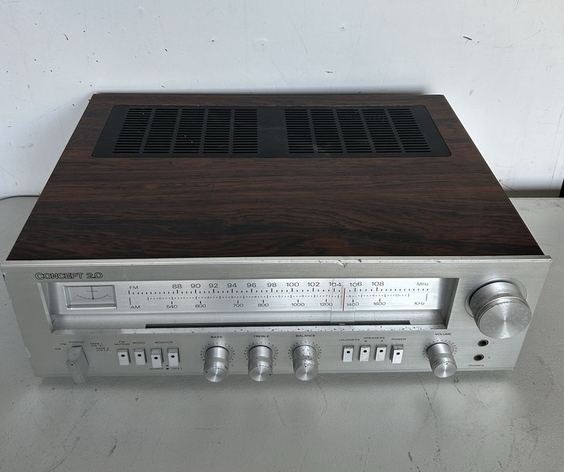 Vintage Concept 2.0 AM/FM Stereo Receiver - NICE CONDITION- TESTED & WORKING