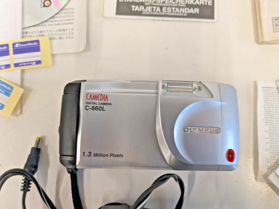 Boxed Olympus Camedia C-860L Digital Camera 1.3 MP excellent condition working - Image 2 of 4