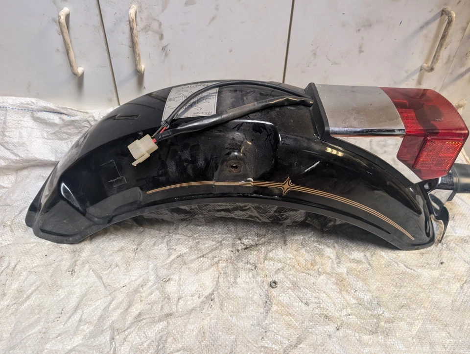 Luz trasera guardabarros Kawasaki Vulcan 750 VN750 1989 85-06 Foto 2 de 4