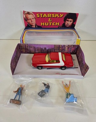 Corgi 292 Starsky und Hutch Ford Gran Torino Diecast Auto mit Figuren Display Set