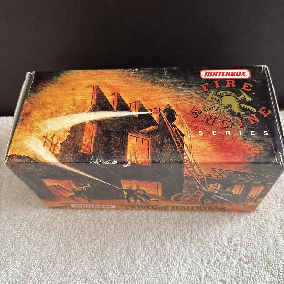 Matchbox 11 1911 Mack Bomberos Colección Internacional YFE24-M 1:43 Rojo Foto 2 de 4