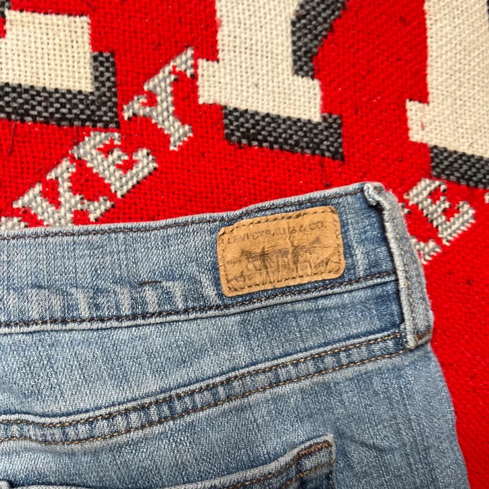 Vintage Levi’s 515 Light Blue Women’s Bootcut Jeans | 34W 30L image 7