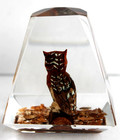 Vintage Hand Carved Painted Horned Owl Lucite/acrylic Unique Canada Paperweight — photo 3