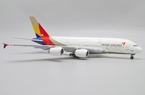 Asiana A380 Reg: HL7641 JC Wings Scale 1:400 Diecast model XX40052 (E) - Picture 11 of 12