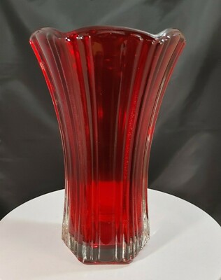Vintage Anchor Hocking Red Vase Fluted Ribbed Cased Glass 8-1/2'' Clear Base