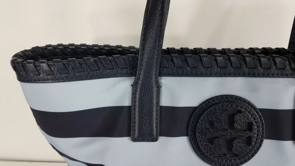 Bolso de Mano Bolso Shopper Tory Burch Marion Estampado Nylon E/N Azul Marino Rayas Monedero Foto 4 de 4
