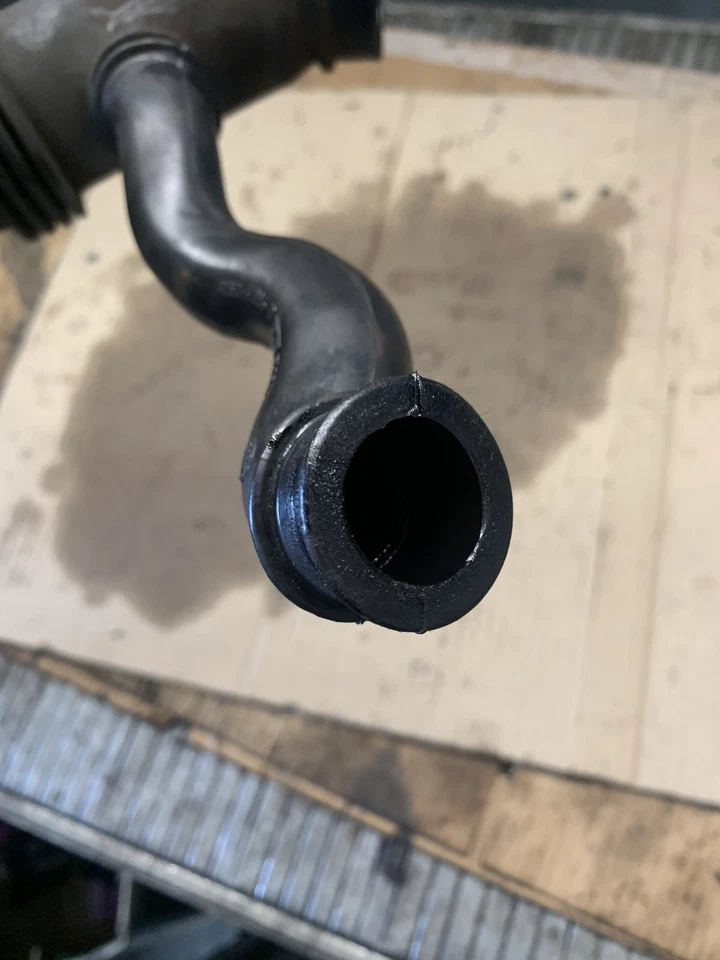 Ford Focus MK2 2006 1.8 Diesel - Vacuum Socket 4M51-9A673 - Image 3 of 4