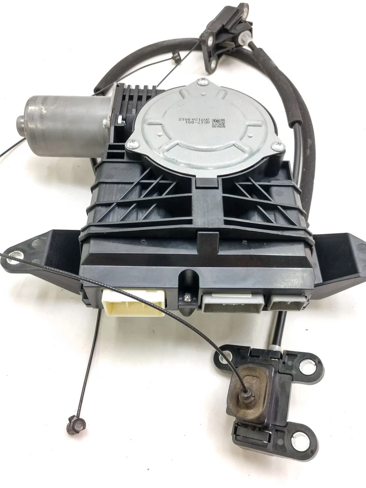 OEM 2011-2017 Honda Odyssey Driver Left Side Power Sliding Door Motor - Image 2 of 4