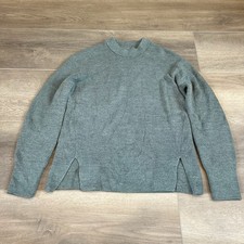 Lululemon Women  s Size 2 Merino-Wool Blend Ribbed Pullover Sweater