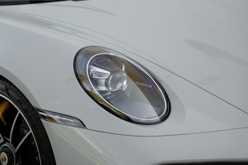 2022 Porsche 911 Turbo S - Picture 11 of 40