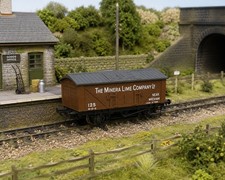 HORNBY R211 BR MINERA LIME COMPANY WREXHAM COVERED WAGON 125 BOXED OO gauge