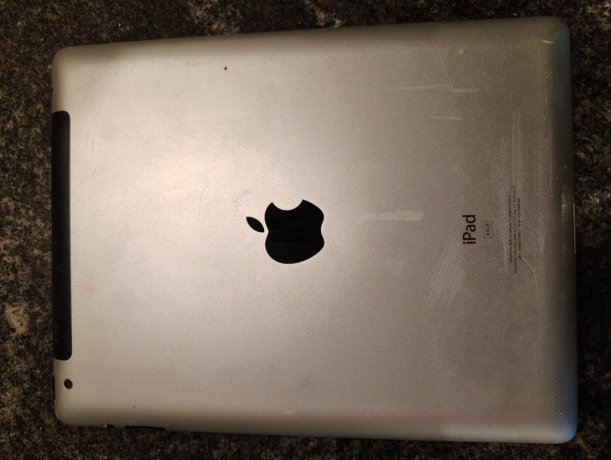 Apple iPad 2 A1397 64 GB, Wi-Fi + 3G, 9.7 in - Black 885909457632