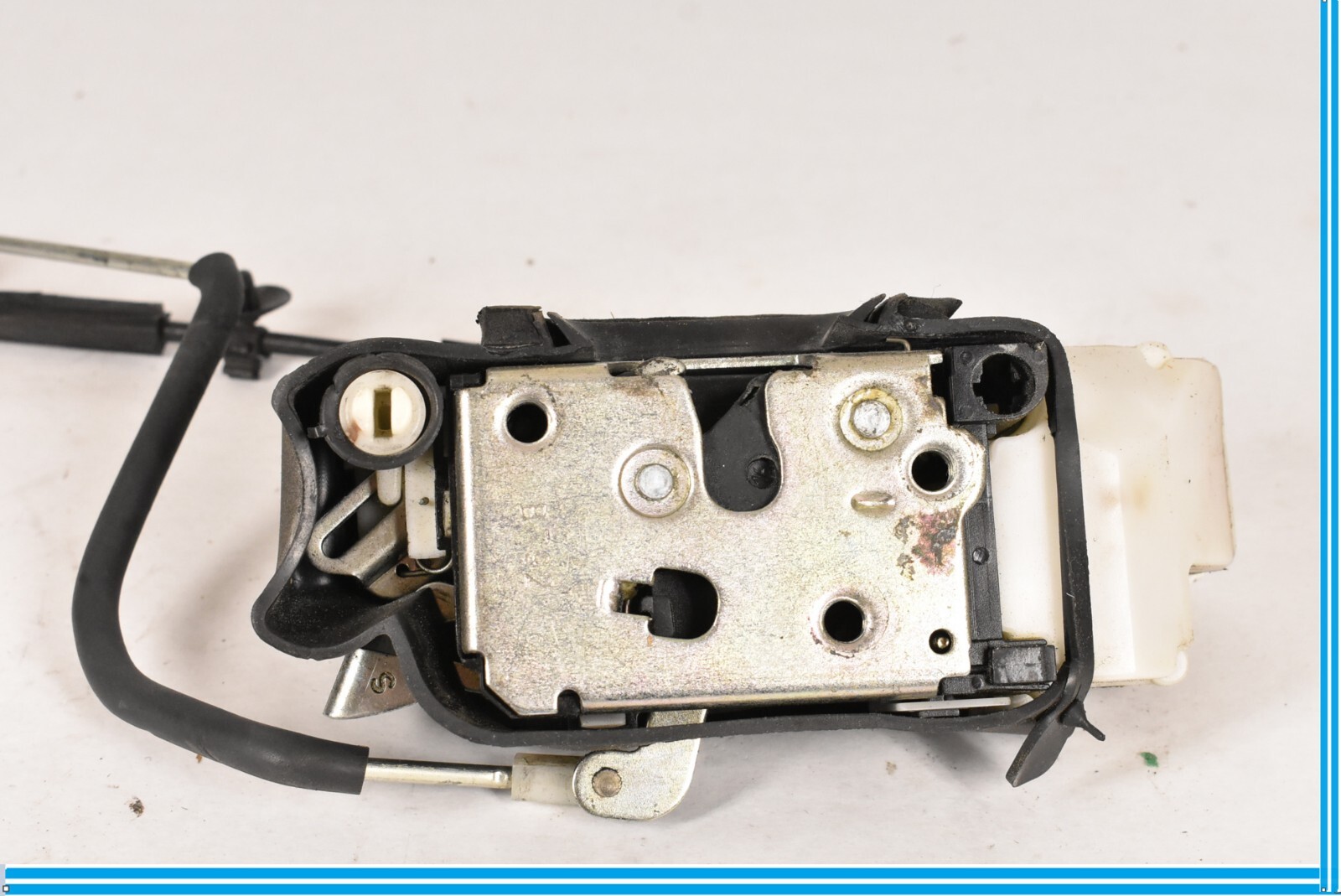 Maserati Quattroporte 2004-2008 Rear Left Door lock actuator
