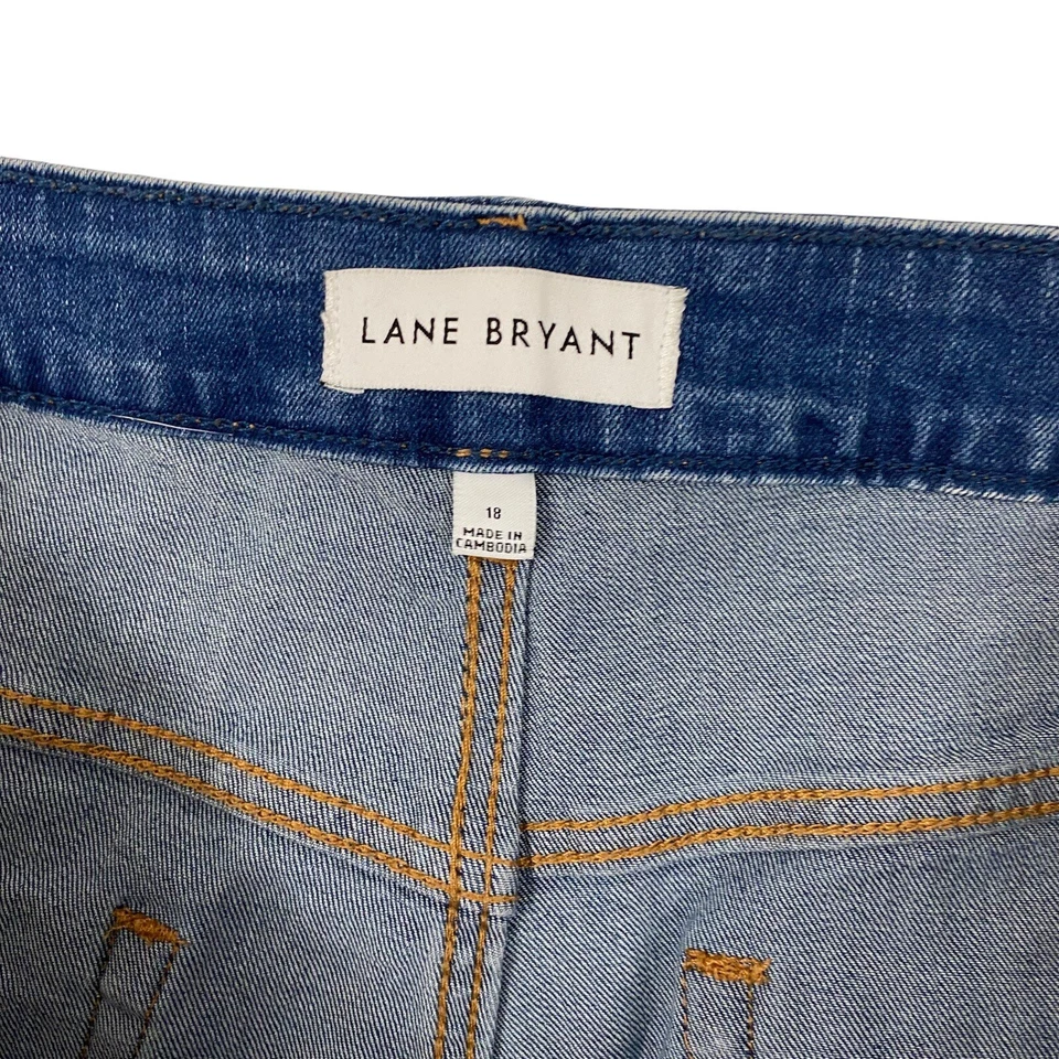 Lane Bryant Mid rise boyfriend Distressed Capri Jeans women's 18 - Image 4 of 4