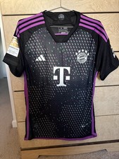 Harry Kane Bayern Munich  Jersey Size XL Slim Fit.